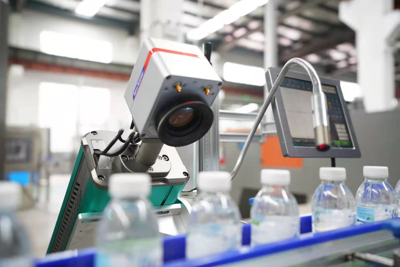 激光噴碼機(jī).jpg 激光噴碼機(jī).jpg